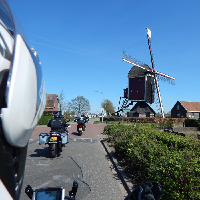 Motorrijschool Schinveld - Spoedcursus Motorrijbewijs Sittard
